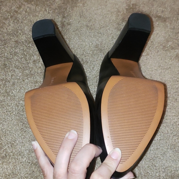 Booties - Picture 5 of 6